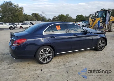 2016 Mercedes-Benz C 300 from USA, damaged, VIN WDDWF4JB7GR145676